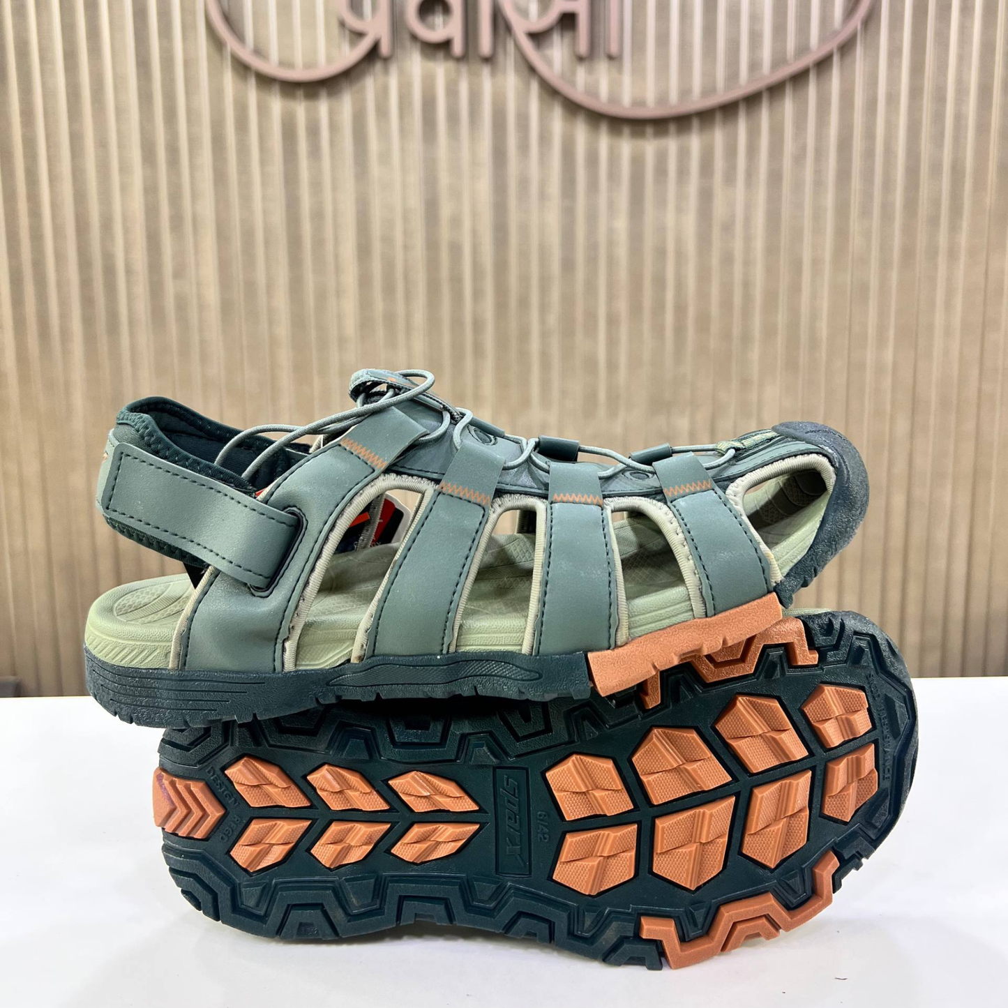 Outdoor Hiking Special Sandals Anti skid Sparx Monsoon Special