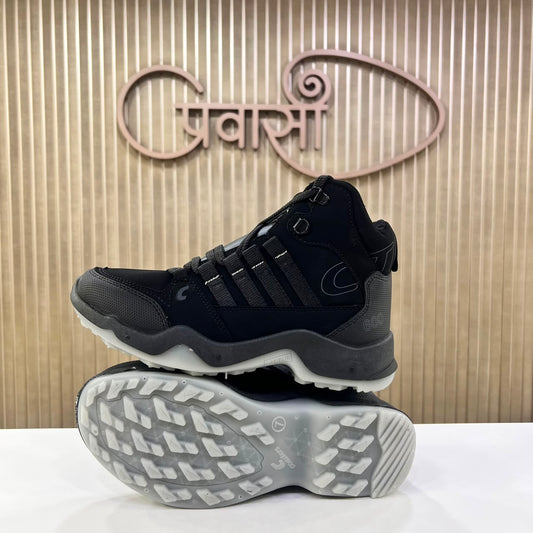 WATER RESISTANT CTR RUB 600 ANTI SKID BEST FOR SNOW TREK AND SAHYADRI