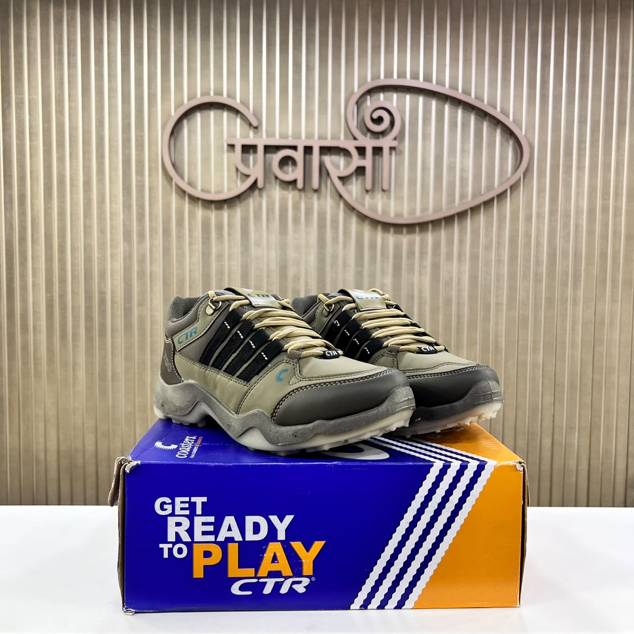 PREMIUM WATERPROOF TREKKING SHOES CTR RUB700 ANTI SKID