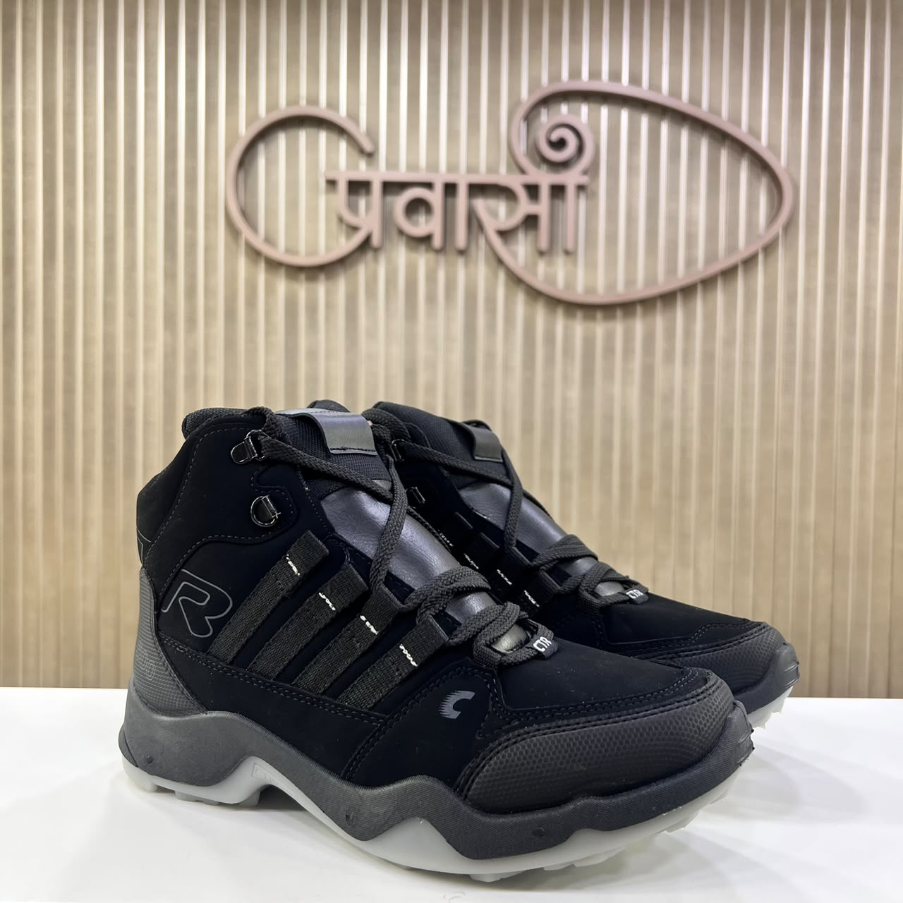 WATER RESISTANT CTR RUB 600 ANTI SKID BEST FOR SNOW TREK AND SAHYADRI